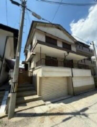 大阪府豊中市西泉丘１丁目