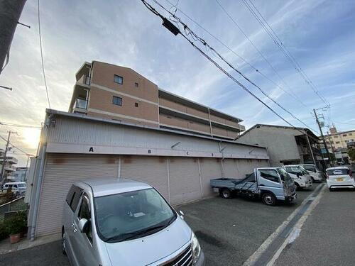 ナッツマンウエアハウス