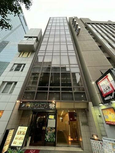 東京都港区虎ノ門２丁目
