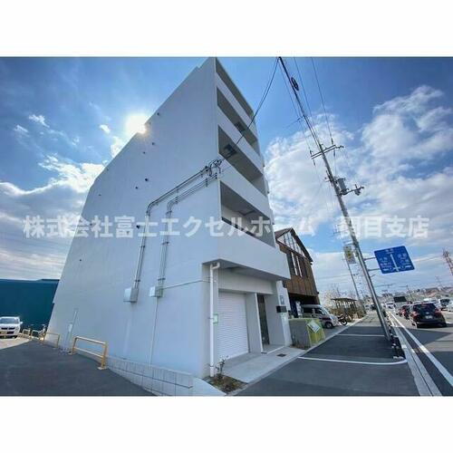 ヴァローレ枚方１階路面店舗・事務所・倉庫