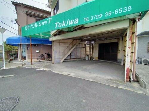 羽曳野市　堺大和高田線ロードサイド沿　駐車場２台付　店舗・事務所