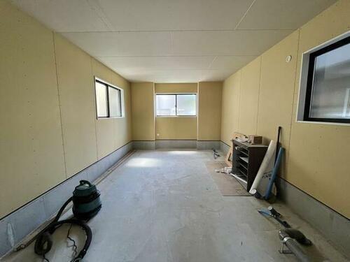 松木１丁目６店舗