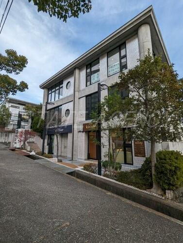 兵庫県宝塚市中山五月台３丁目