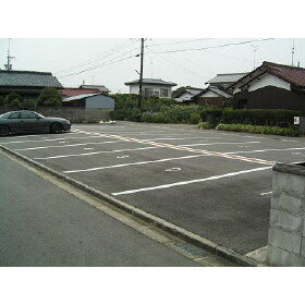 貸駐車場 三重県津市久居野口町