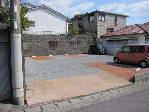 引地月極駐車場