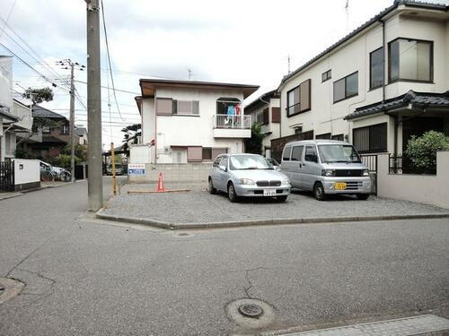 穂積駐車場