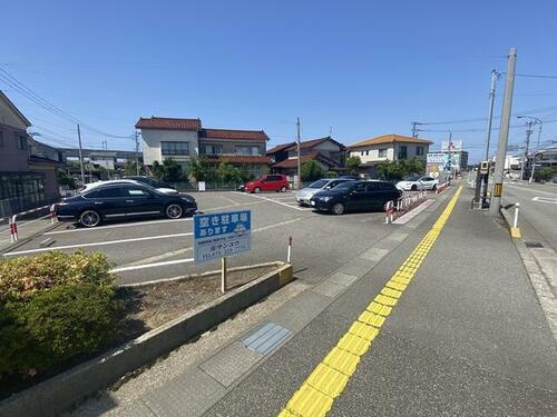 貸駐車場 石川県白山市八ツ矢町