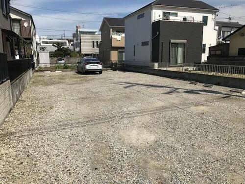 ｐ４２守山区町南月極駐車場