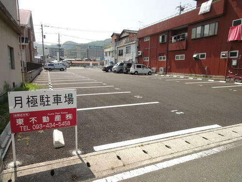 磯浜町月極駐車場