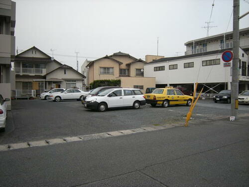 エバンス・ワケ東月極駐車場