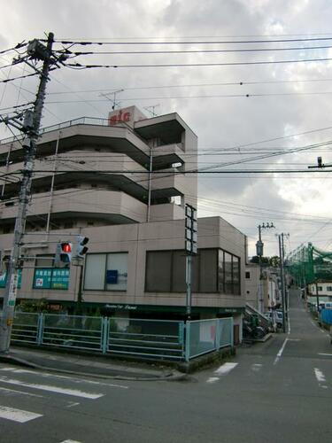 東京都稲城市平尾２丁目