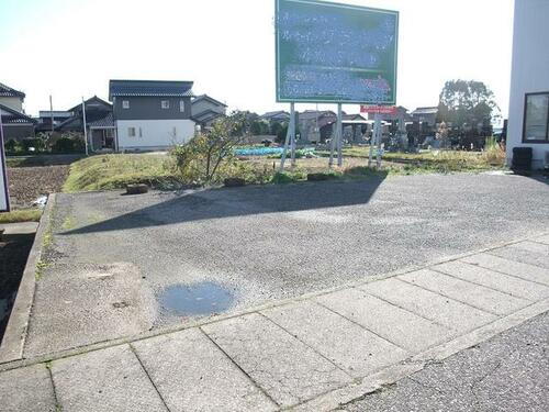 石川県小松市長崎町３丁目