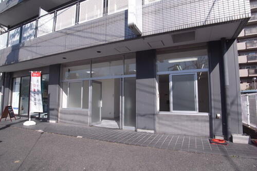 奈良県奈良市三条町