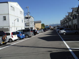 津田町原田ガレージ