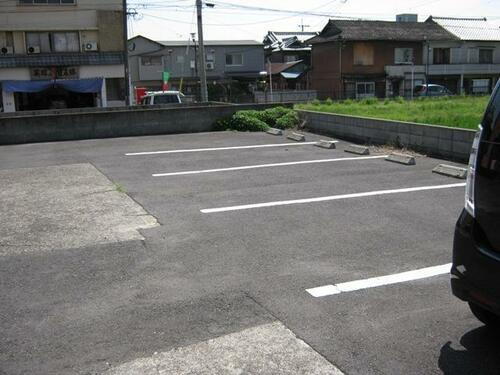 富士見通り駐車場