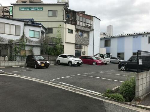宮本産業㈱ガレージ