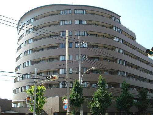 ファルファーラ伊川谷Ｆ店舗