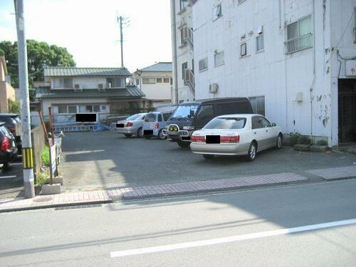 大江本町駐車場