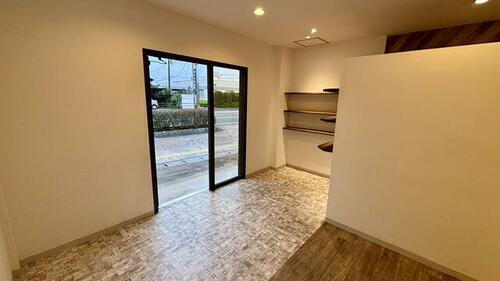 福岡県糸島市波多江駅北４丁目