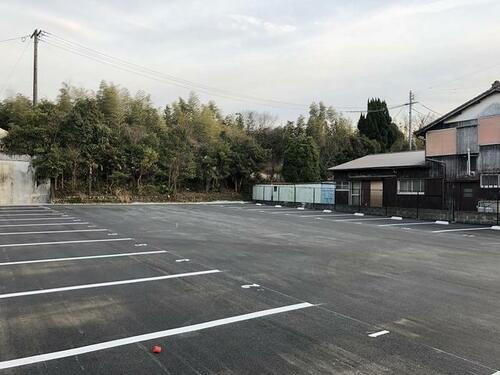 三重県伊勢市楠部町
