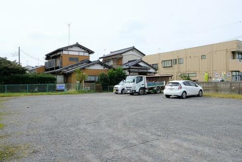富田片町駐車場