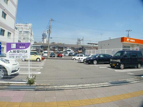 人丸前ガレージ