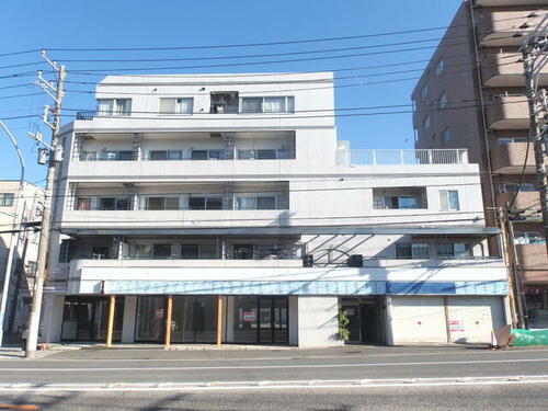 メゾン・ド　トモヤス