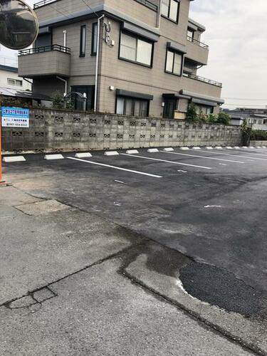 上野丘２丁目月極駐車場