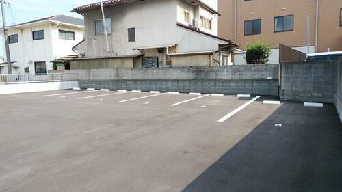 コヤマ駐車場