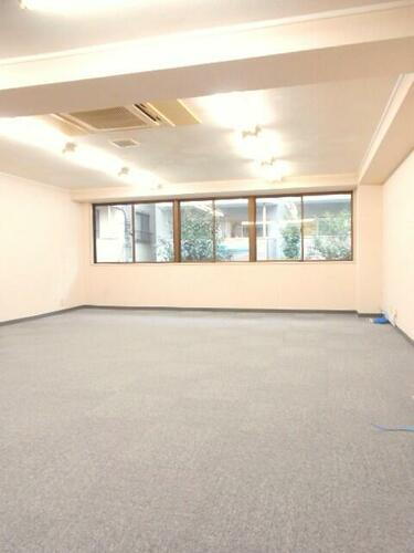 スクウェア新大塚