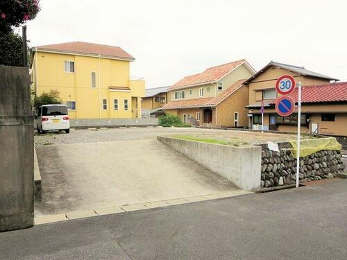 富士市広見本町　月極駐車場