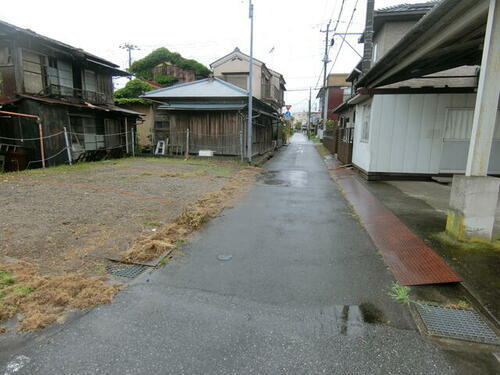 竹屋リバーンド駐車場