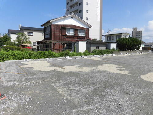 山根駐車場