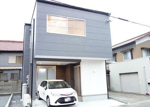 三重県四日市市十志町