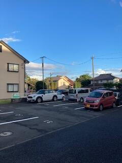 みのる駐車場