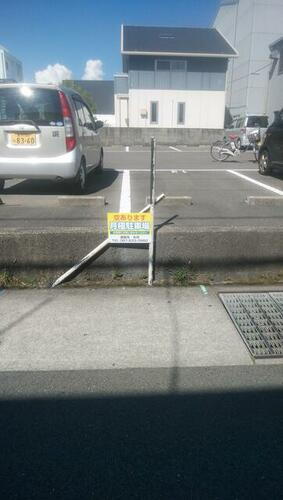 糸井駐車場