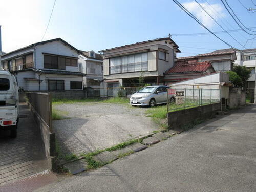 アキ駐車場