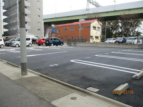 ５８　鶴舞二荒川第一駐車場