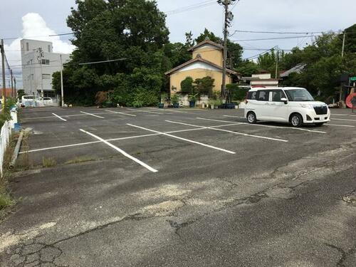 東郷町春木月極駐車場