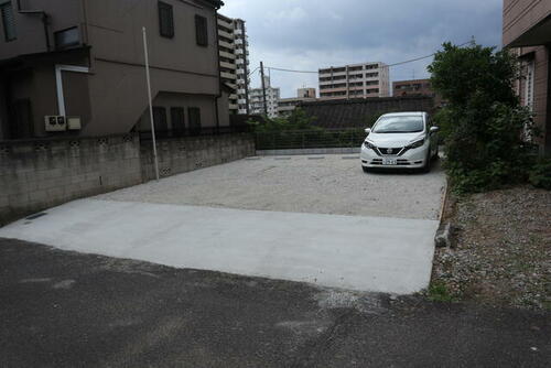 竹ケ花４５駐車場