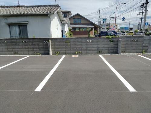 岡山市南区福浜西町　月極駐車場　３番