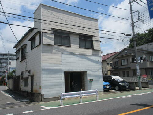 東京都三鷹市新川６丁目