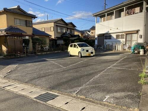京都府京都市山科区小山小川町