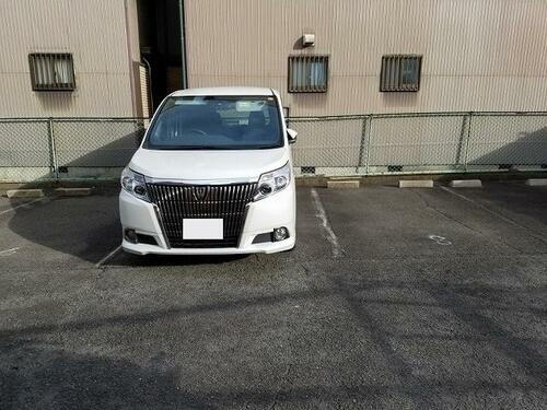 岩上町服部駐車場