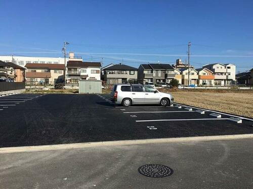 富田町榎津駐車場