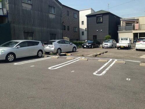 柳原１丁目２００４－１駐車場