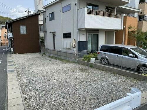 鳴海町作町駐車場