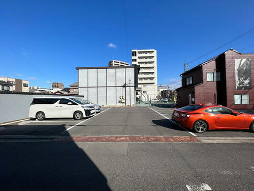 一宮市神山１丁目駐車場