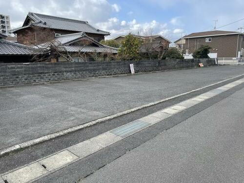 冨岡駐車場