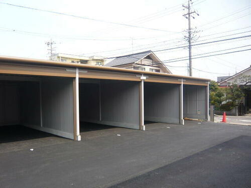 セキュリティパーク北名古屋（電動シャッター付ガレージ）